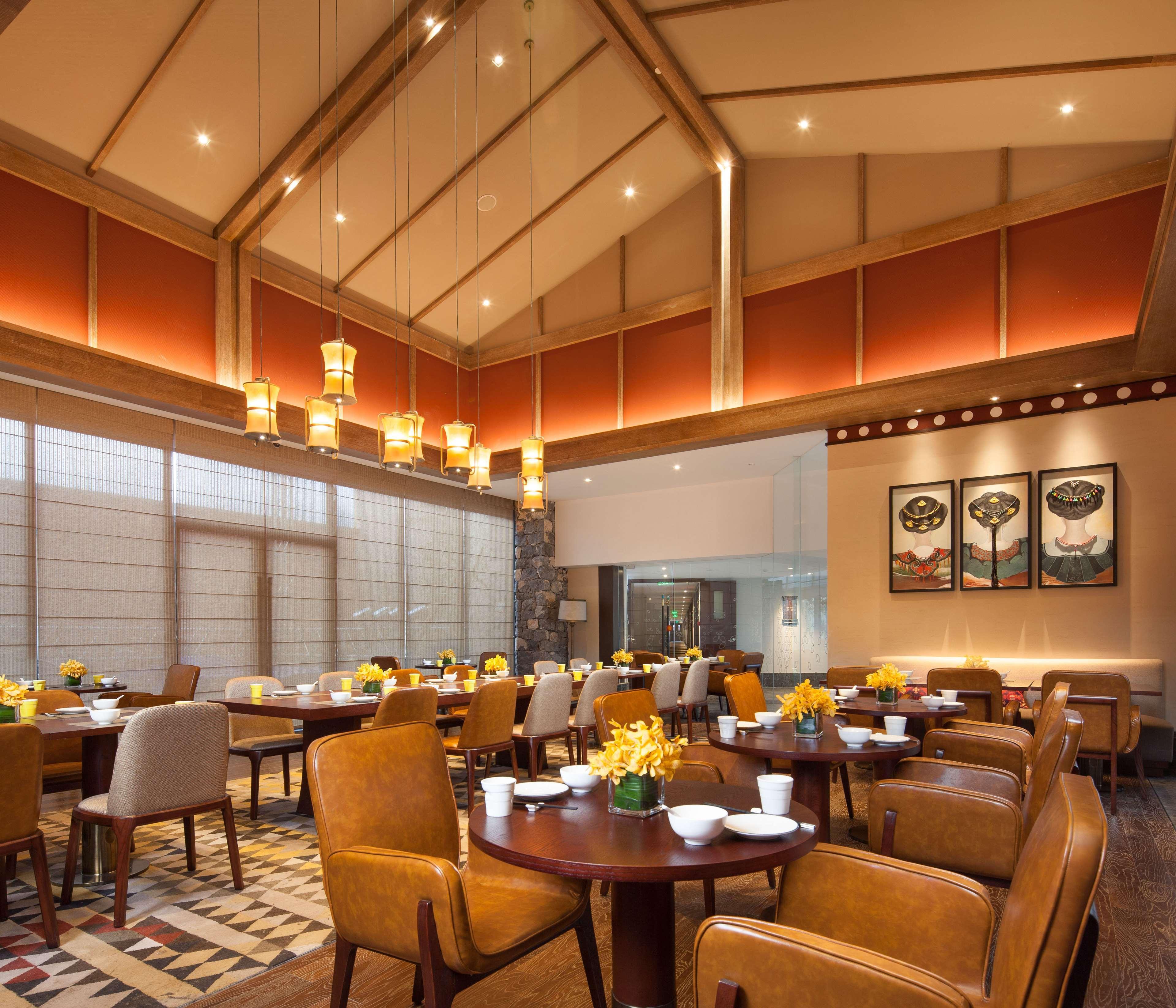 Hilton Garden Inn Shangri-La Ngoại thất bức ảnh